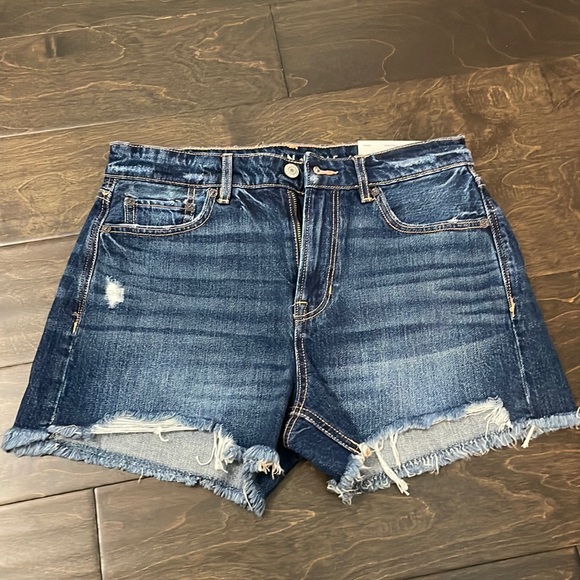 American Eagle Tomgirl shorts - Picture 1 of 3